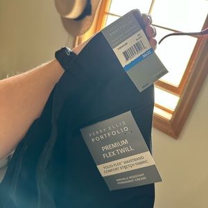 Men’s black dress pants